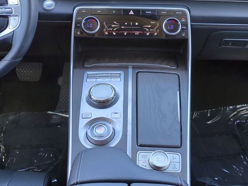 Used 2023 Genesis GV80 2.5T w/ Prestige Package image 26