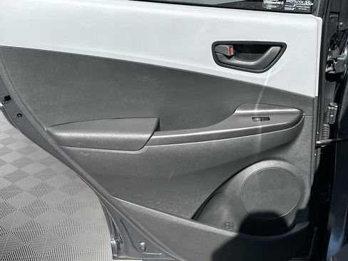 Used 2021 Hyundai Kona SEL Plus image 26