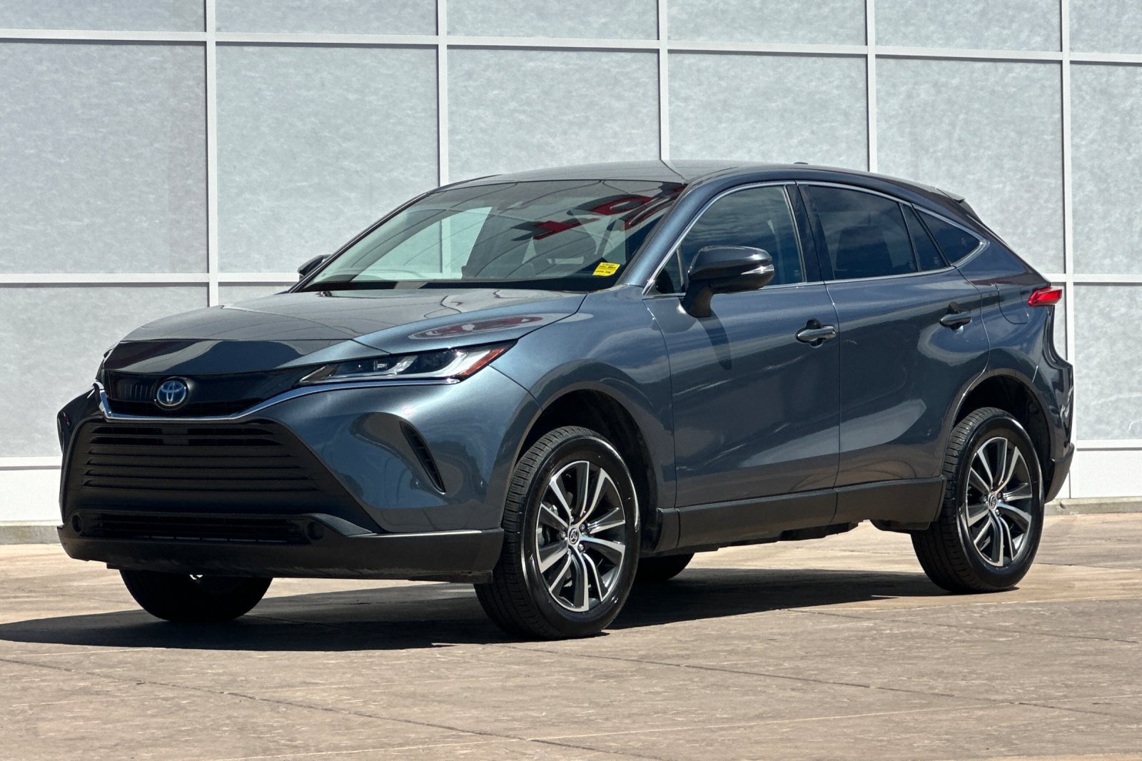 Certified 2024 Toyota Venza LE AWD/4WD image 10