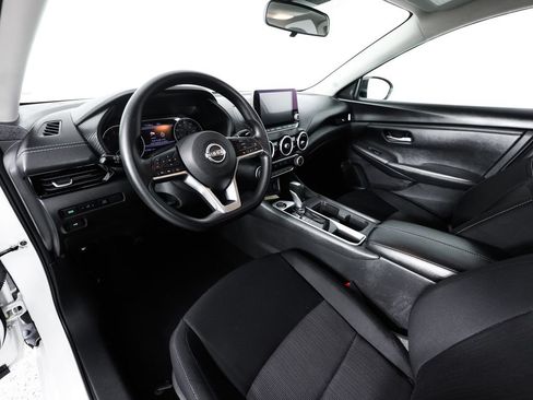 Used 2024 Nissan Sentra SV FWD image 21