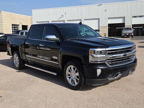 Used 2018 Chevrolet Silverado 1500 High Country AWD/4WD image 2