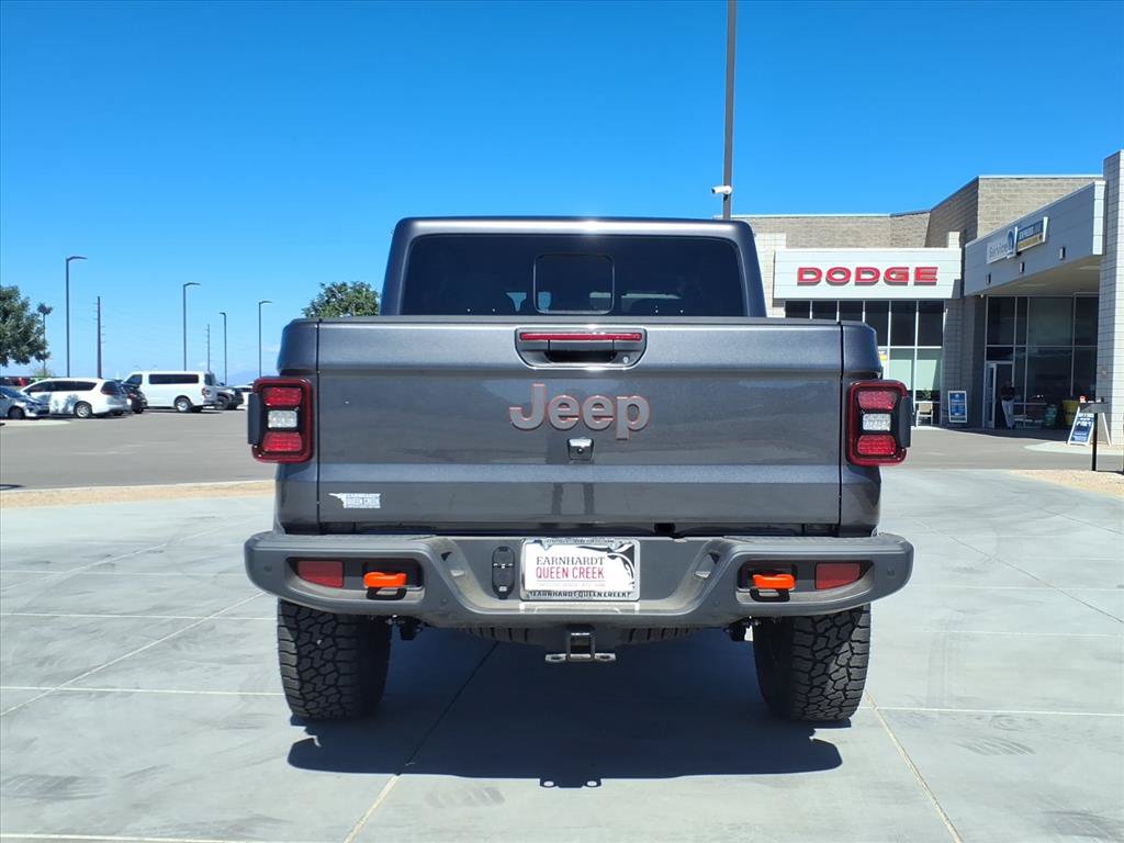 Used 2025 Jeep Gladiator Mojave w/ Safety Group AWD/4WD image 5