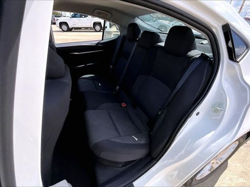 Used 2025 Toyota Camry LE FWD image 38