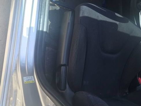Used 2013 Honda Fit Sport image 8