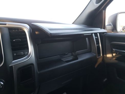 Used 2024 RAM 1500 Classic Warlock image 31