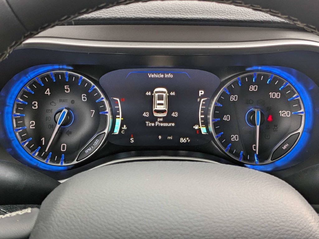 New 2027 Chrysler Pacifica Select w/ Family Tech Group FWD image 25