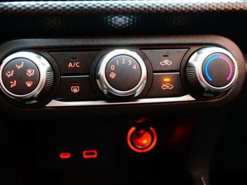 Certified 2023 Nissan Kicks SV FWD image 18