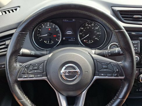 Used 2018 Nissan Rogue SV w/ Premium Package AWD/4WD image 19