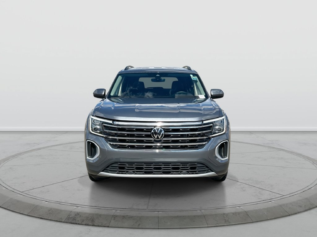 Used 2025 Volkswagen Atlas SE FWD image 3