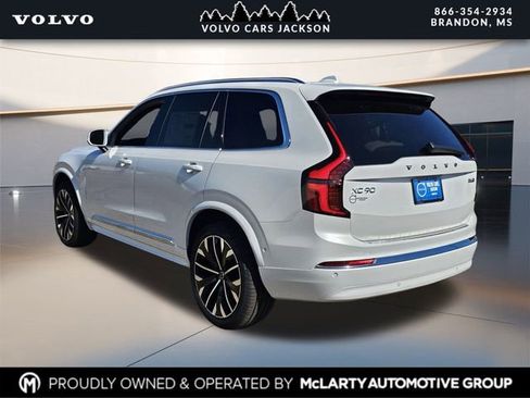 New 2026 Volvo XC90 B6 Plus w/ Protection Package Premier image 6