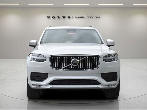 Used 2023 Volvo XC90 B5 Core w/ Protection Package Premier image 6