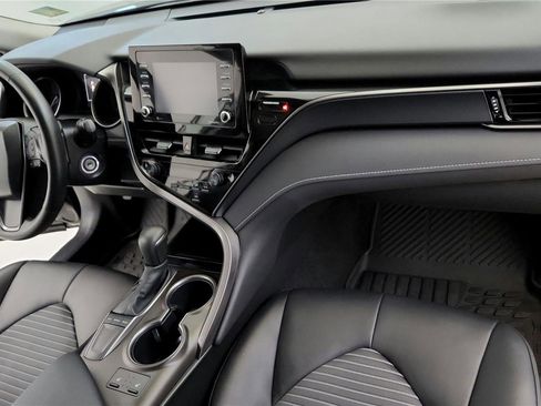 Certified 2024 Toyota Camry SE w/ Cold Weather Package FWD image 19