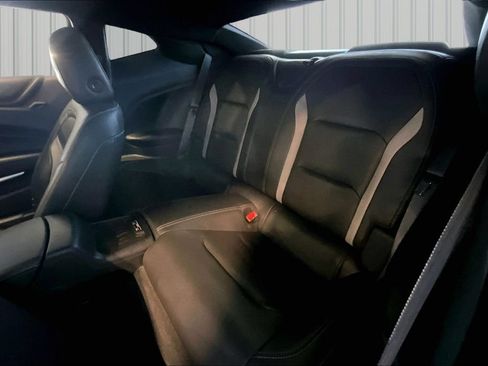 Used 2018 Chevrolet Camaro SS RWD image 19