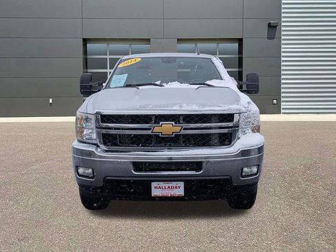 Used 2014 Chevrolet Silverado 2500 LT w/ Interior Plus Package AWD/4WD image 2