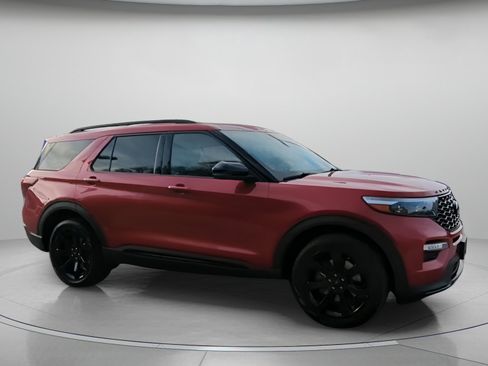 Certified 2023 Ford Explorer ST w/ Equipment Group 401A image 34