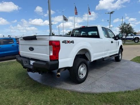 Used 2017 Ford F250 XL w/ Power Equipment Group AWD/4WD image 6