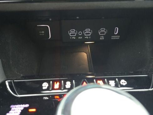 Used 2023 Jeep Wagoneer Series II AWD/4WD image 22