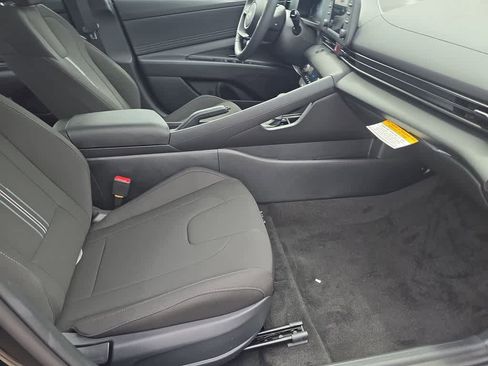 New 2026 Hyundai Elantra Sport FWD image 22