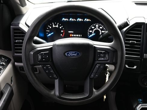Used 2017 Ford F150 XL w/ Equipment Group 101A Mid RWD image 15