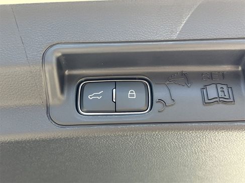 New 2026 Ford Explorer ST-Line w/ ST-Line Street Pack image 24