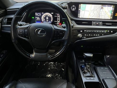 Used 2021 Lexus ES 300h w/ Accessory Package 2 image 20
