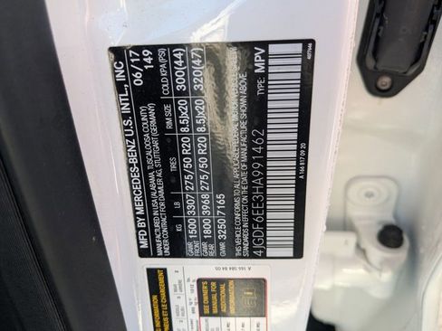 Used 2017 Mercedes-Benz GLS 450 4MATIC image 22