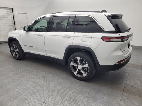 Used 2022 Jeep Grand Cherokee Limited 4xe image 3