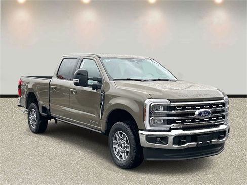 New 2026 Ford F250 Lariat w/ Lariat Ultimate Package image 3