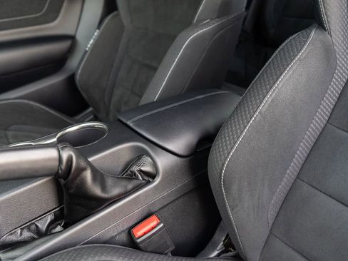 Used 2016 Ford Mustang Shelby GT350 RWD image 25