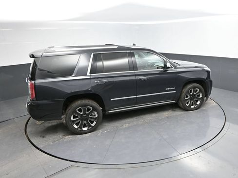 Used 2020 GMC Yukon Denali w/ Denali Ultimate Black Edition AWD/4WD image 33