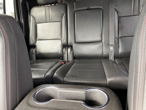 Used 2023 Chevrolet Suburban RST AWD/4WD image 23