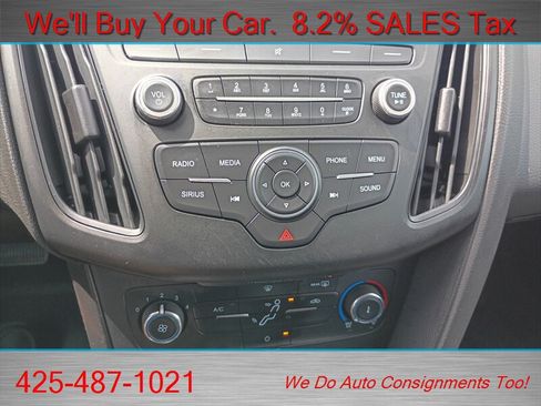Used 2018 Ford Focus SE FWD image 14
