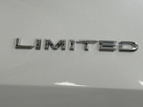 New 2026 Toyota Grand Highlander AWD image 39