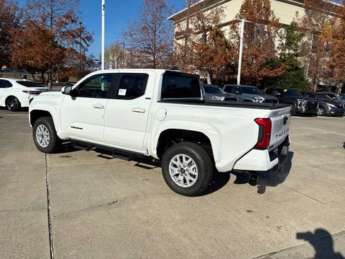 New 2026 Toyota Tacoma SR5 image 3
