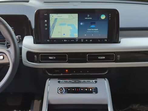 Used 2025 Lincoln Aviator Reserve w/ Luxury Package image 29