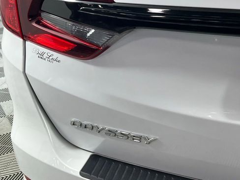 Used 2024 Honda Odyssey Sport image 9