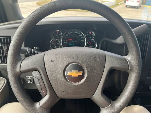 Used 2024 Chevrolet Express 2500 w/ Driver Convenience Package RWD image 16