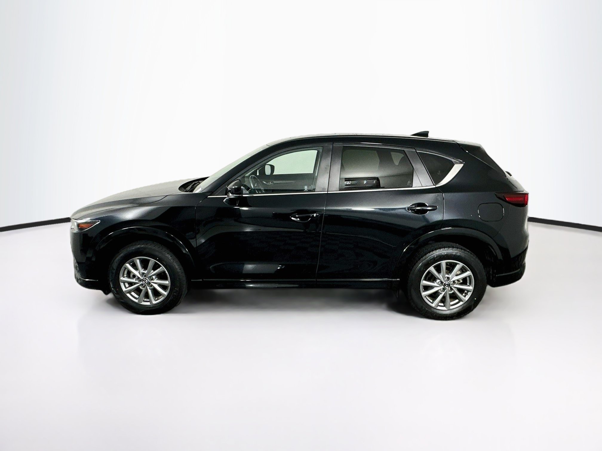 Used 2025 MAZDA CX-5 AWD 2.5 S w/ Preferred Package image 4