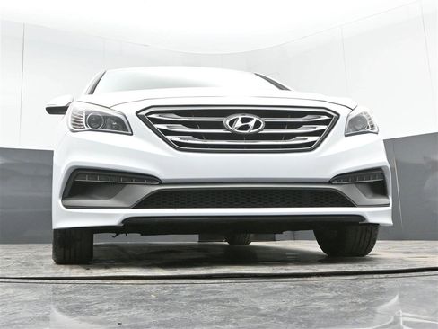 Used 2015 Hyundai Sonata Sport w/ Option Group 04 image 30