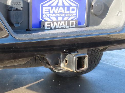 Certified 2022 Chevrolet Silverado 1500 RST w/ Z71 Off-Road Package image 14