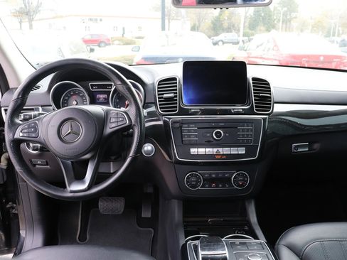 Used 2017 Mercedes-Benz GLS 450 4MATIC w/ Premium Package image 6