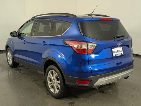 Used 2018 Ford Escape SE image 6