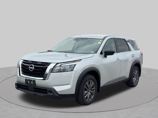 Used 2023 Nissan Pathfinder S w/ Cargo Package AWD/4WD image 11