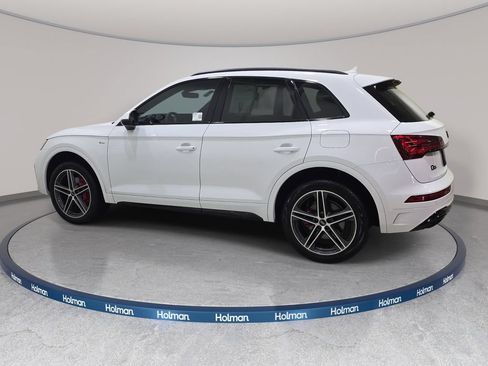 Certified 2024 Audi Q5 e Premium Plus w/ Premium Plus Package AWD/4WD image 9
