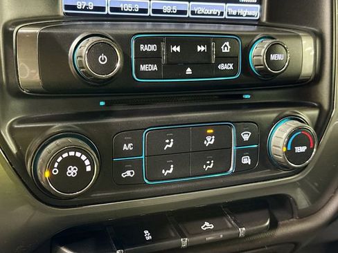 Used 2018 Chevrolet Silverado 1500 LT image 17