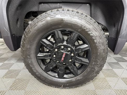 New 2026 GMC Sierra 2500 AT4 w/ AT4 Premium Plus Package AWD/4WD image 15