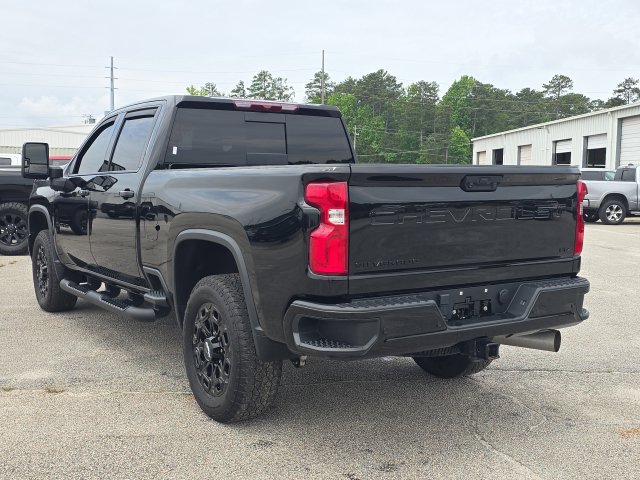 Used 2024 Chevrolet Silverado 2500 LTZ w/ LTZ Plus Package AWD/4WD image 3