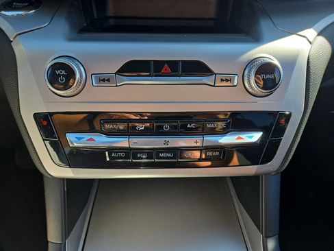 Certified 2022 Ford Explorer XLT image 20