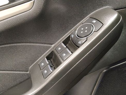 Used 2021 Ford Escape SE image 27