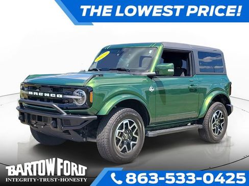 Used 2023 Ford Bronco Outer Banks AWD/4WD image 1